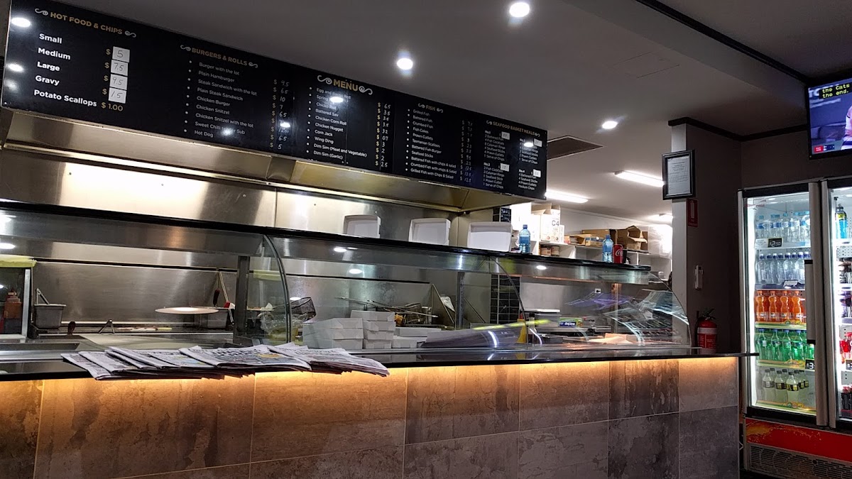 Banner Kambah Village Pizza & Take Away 03